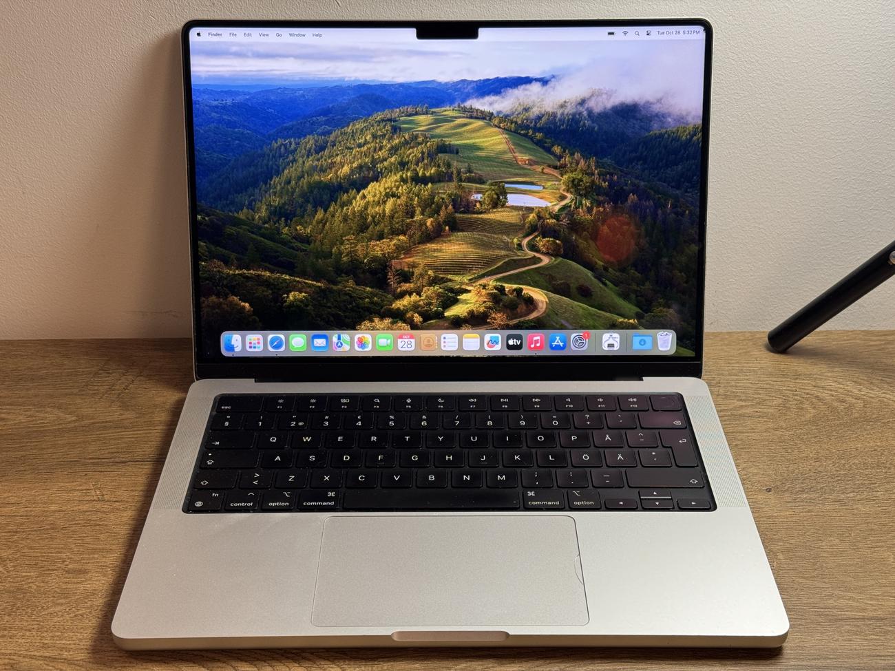 2fba43dcbb32b49996595744b23d9eb64b11e3cb large