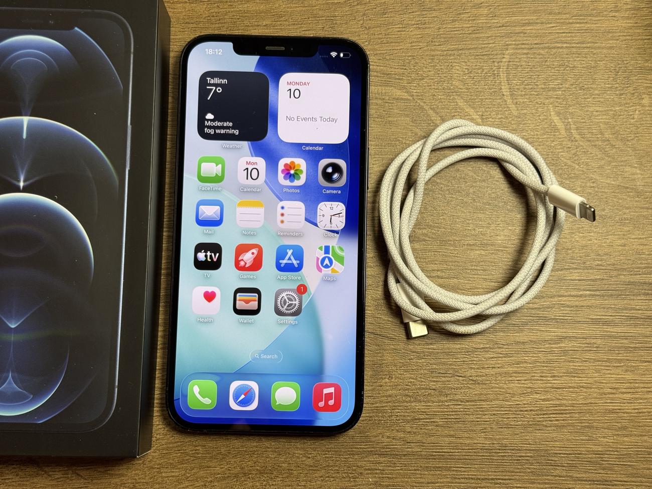 Fee0c458d7f2fed597f37d845ac16440ff17f488 large