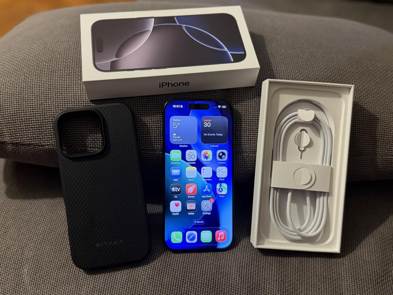 74fe8840db7680e6dcaabb75cc7bcde4f1c3499e large