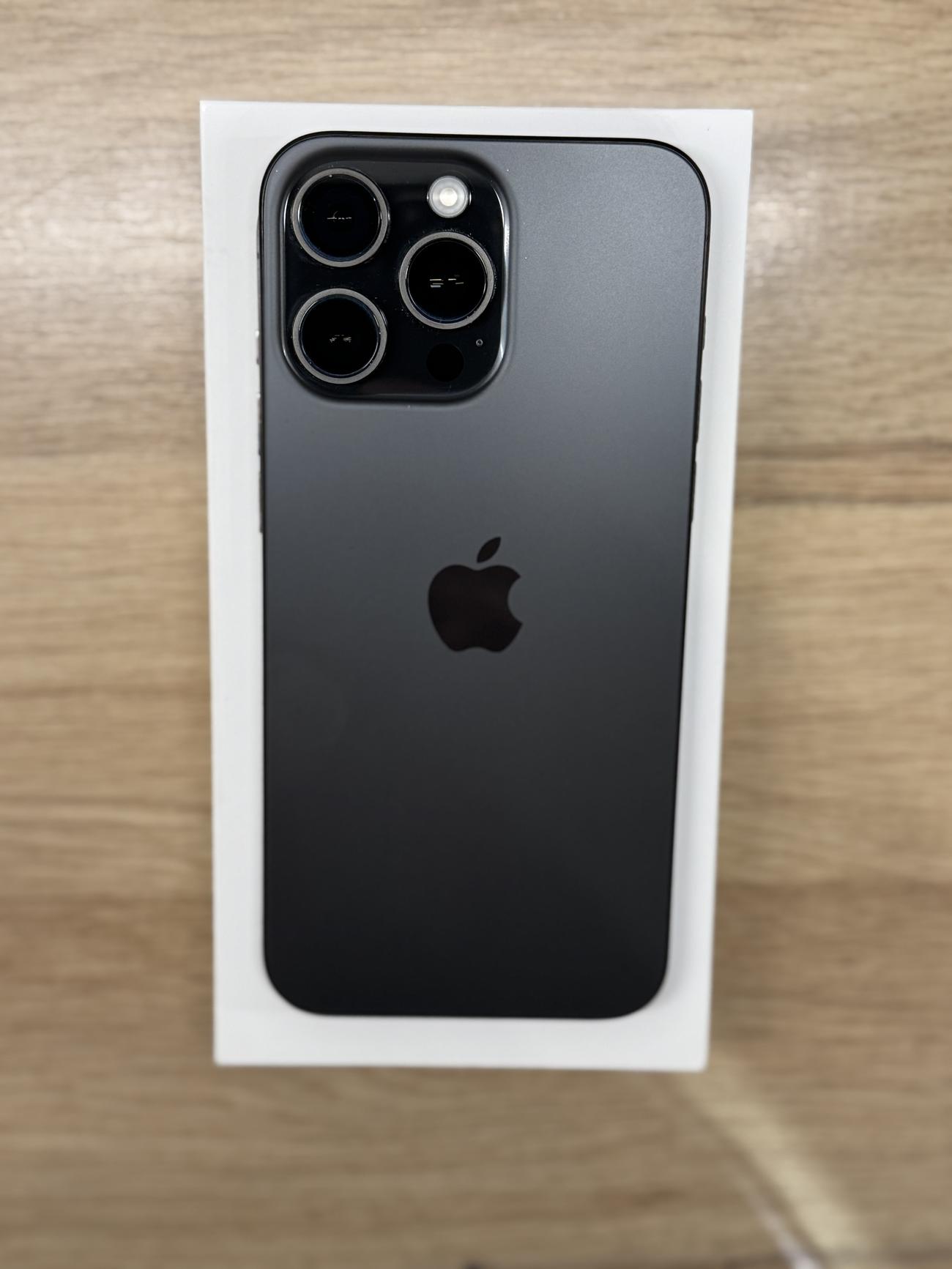 5a6442f04329ff50594f1a4db26501cf7f4988ae large