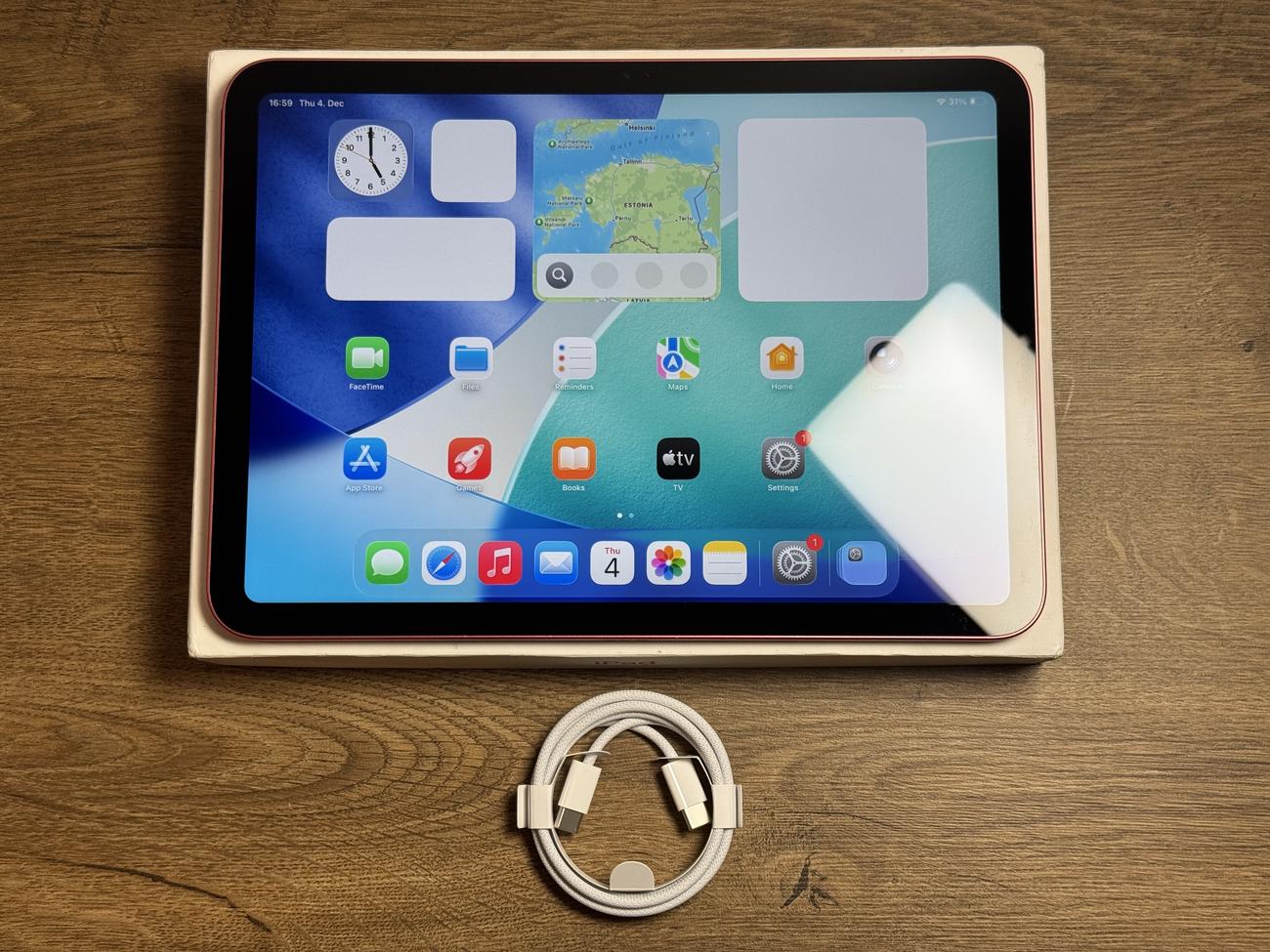 C92b62b0c3f4a4f40c9c897a406b6fb202157f68 large