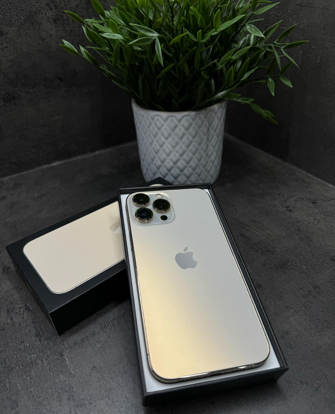 084b4f592fc6de483a96211ae52b1a8eec8f3762 original