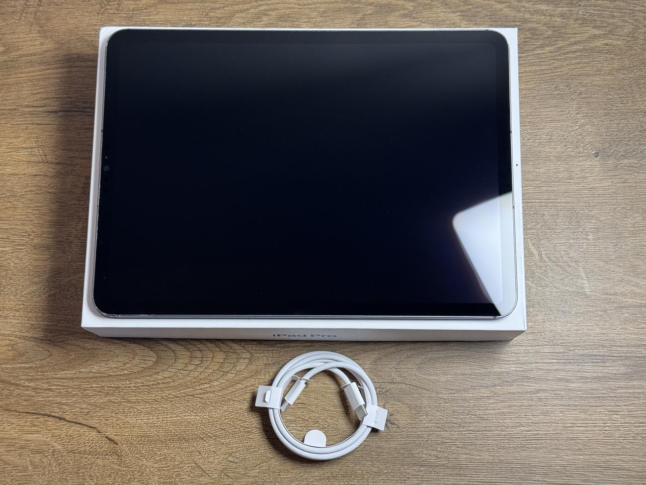 A3a91f60933a8fa7336ca2a303c847eea1c600f1 large