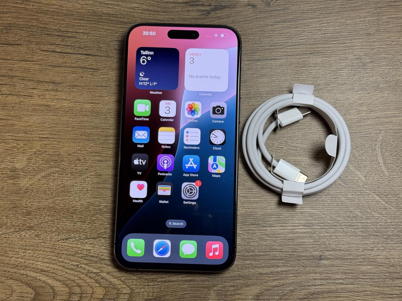 B7268e0f5d7d18e9022030e7910aa4e385b18f88 large