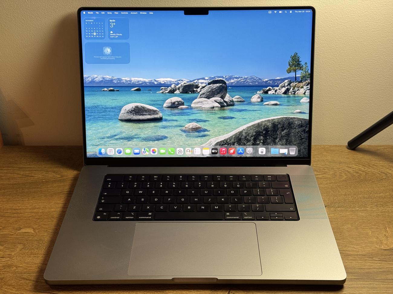 6eee6340c744eda2529857eb5abfeb627eecee4a large