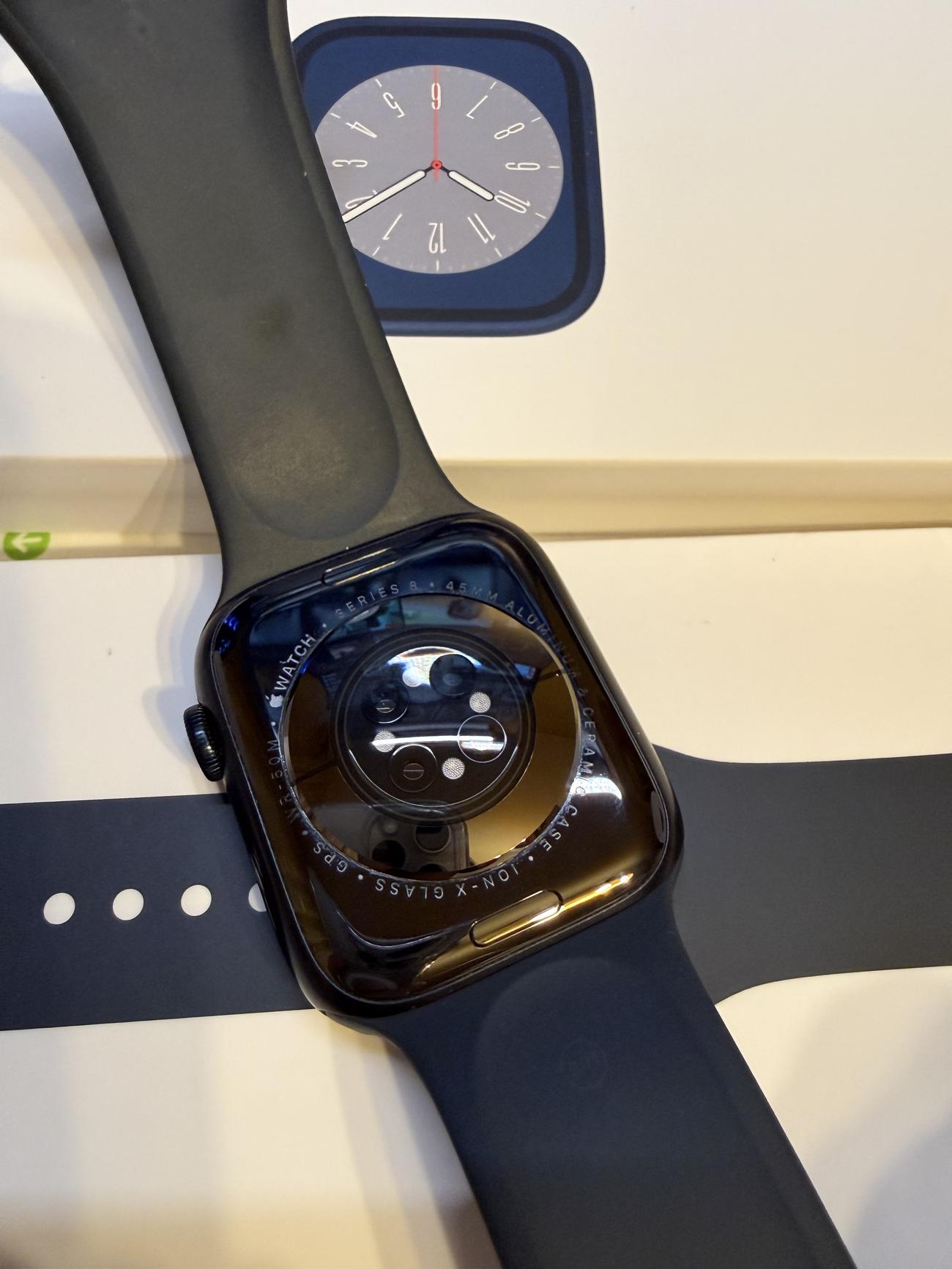 18533e9d25d81417254b779f7e9b789ae3fdb974 large