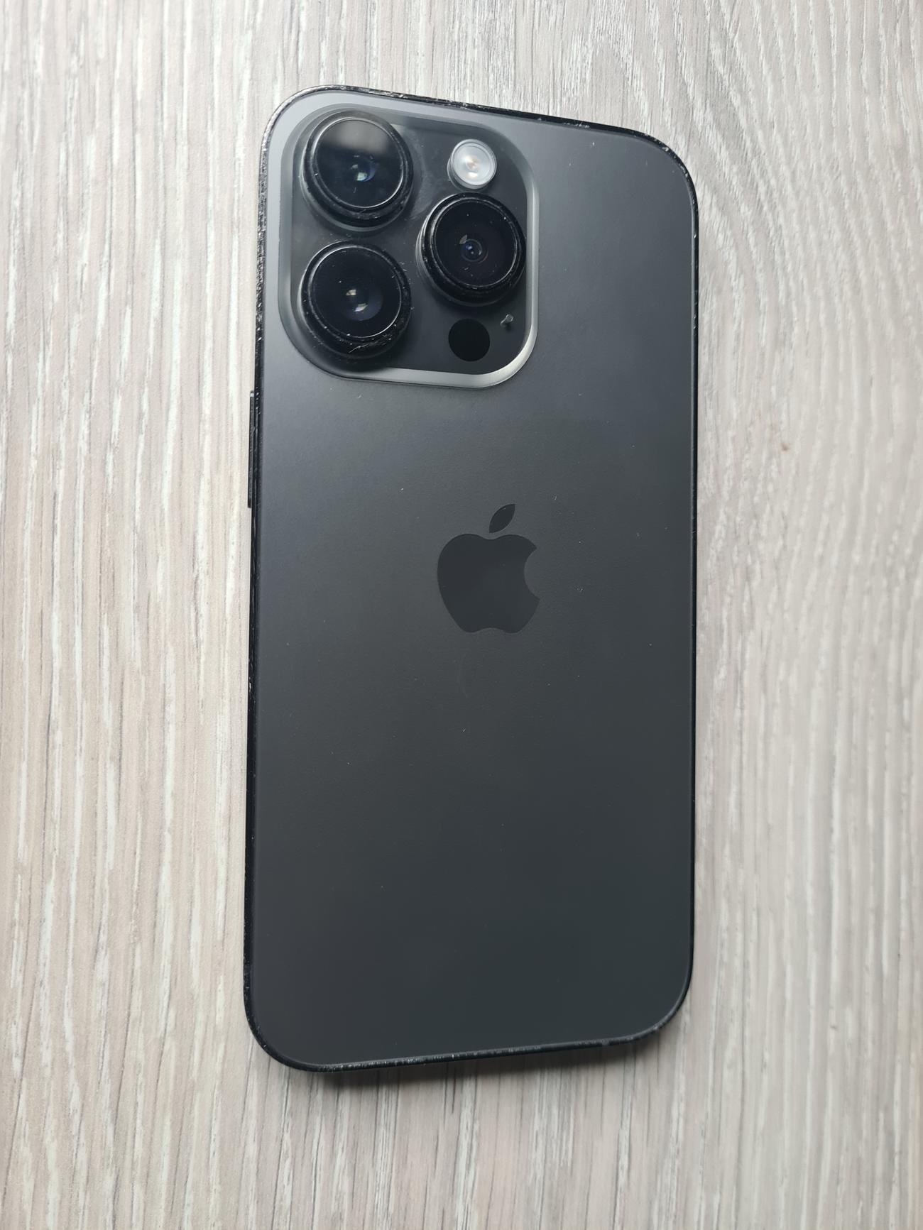 372434a39807c33fd3cce48f77786e59617d9c98 large