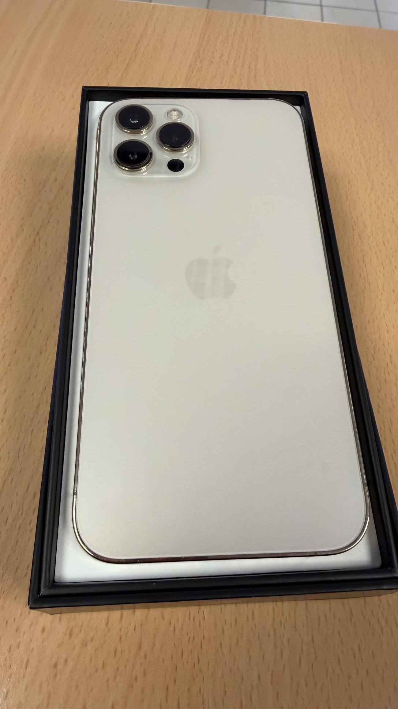 5390c40e2a280bbedd4075f8ef8e3b74aa45620a large