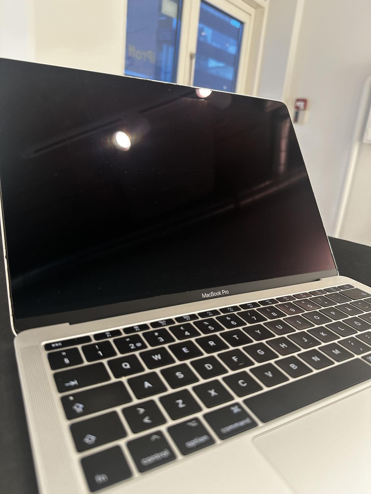 094e04240cbabf3d6268d6802027cde7da0b32d6 large