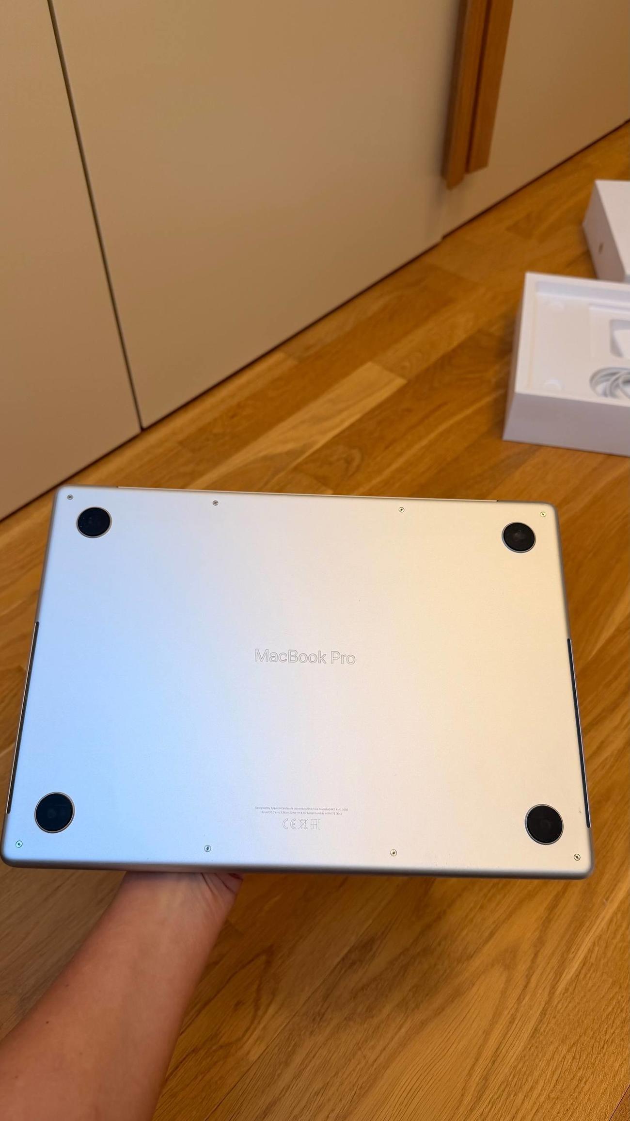 4361b3a784150baeace1dba623e36e619e6cb7fb large