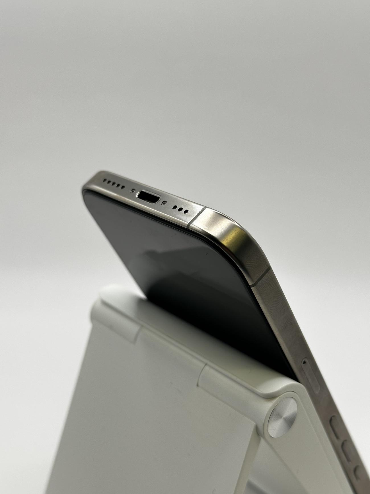 4d326acc9fffa695501d5a573d7531f503bc77b6 large