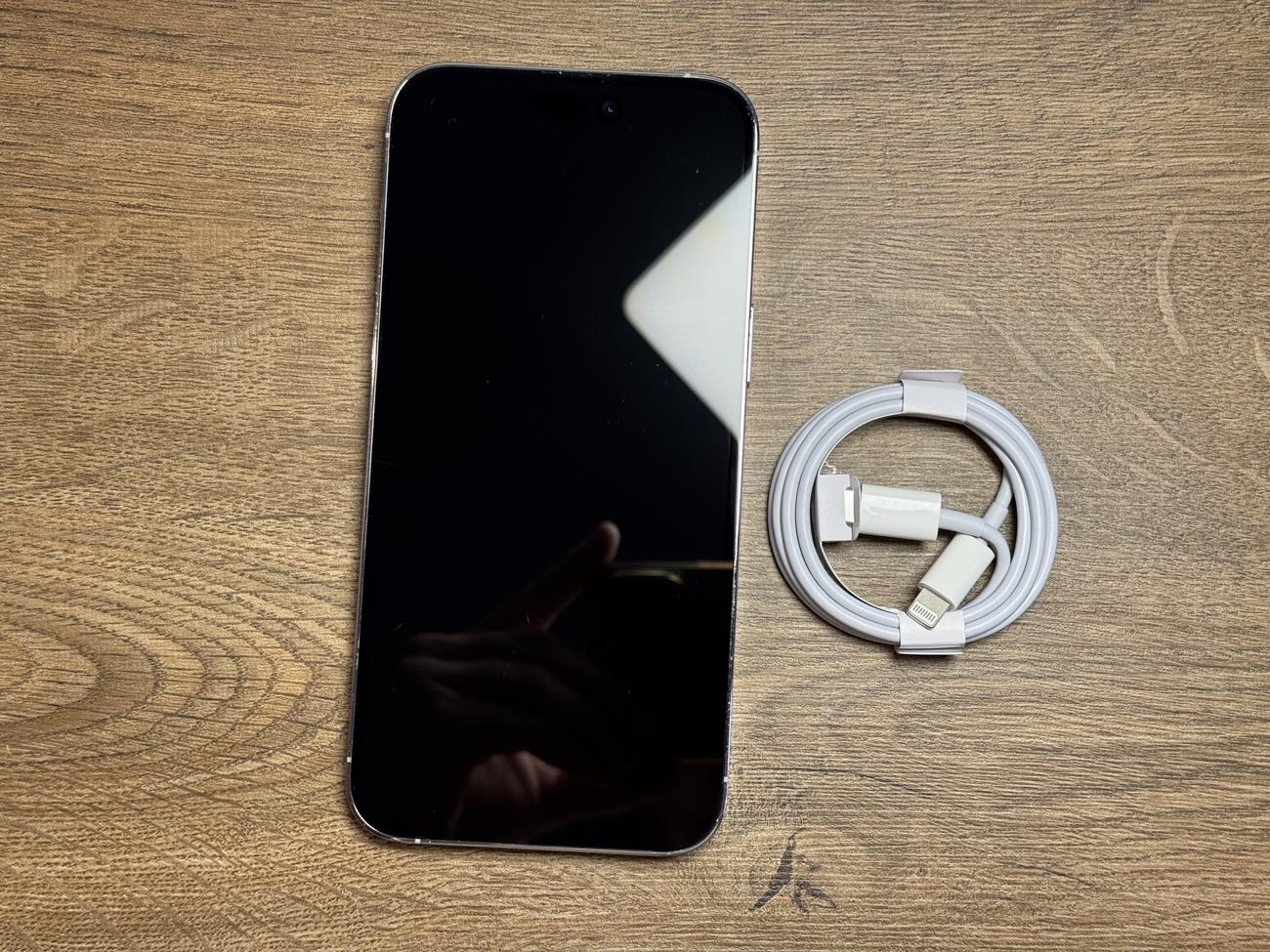 69a61cae9e64df2aee21ce3c48a0e0fa38efa8d9 large