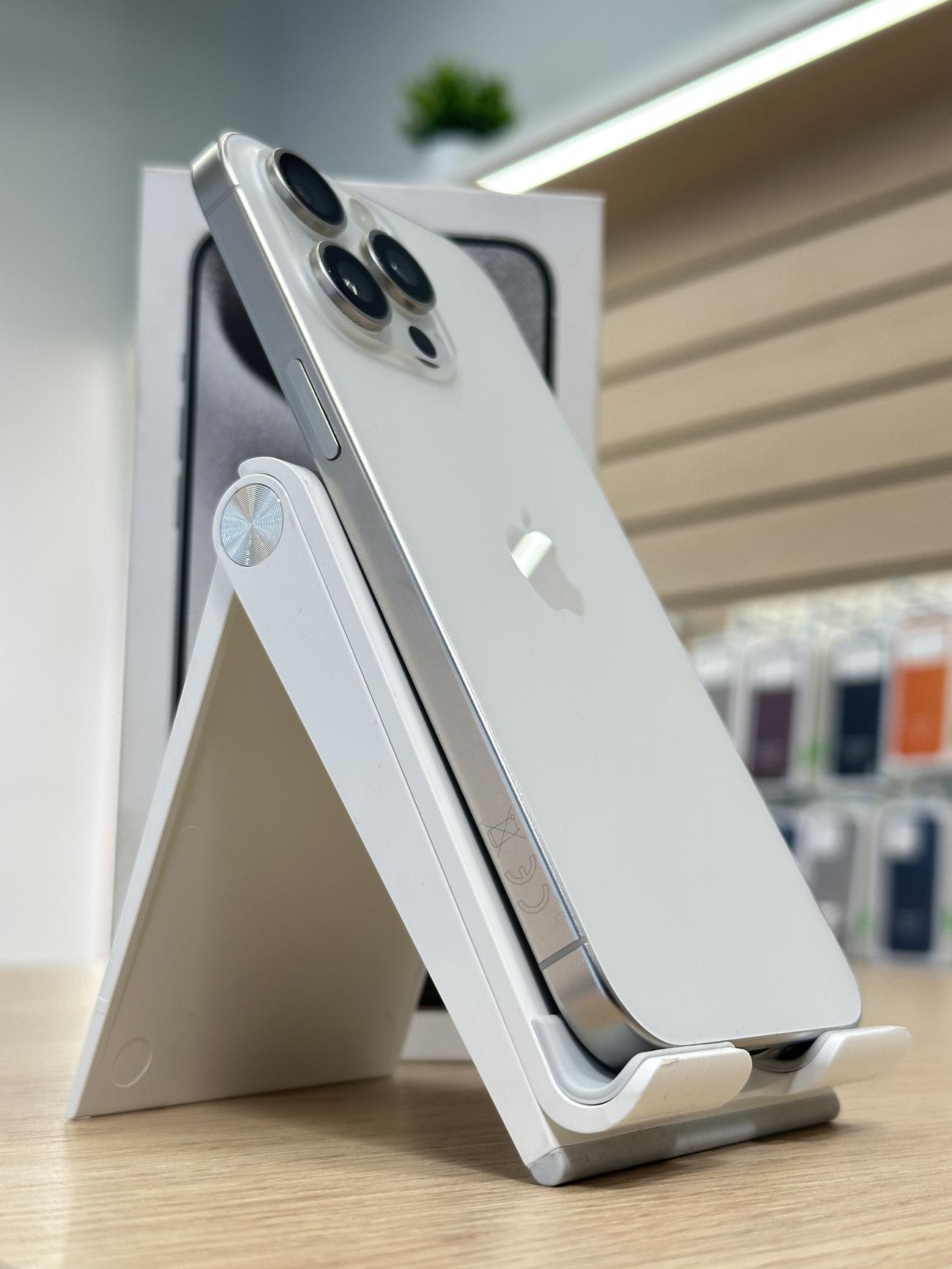 3b89ee8fe41df2452bb567311dee2fdf9b30d841 large