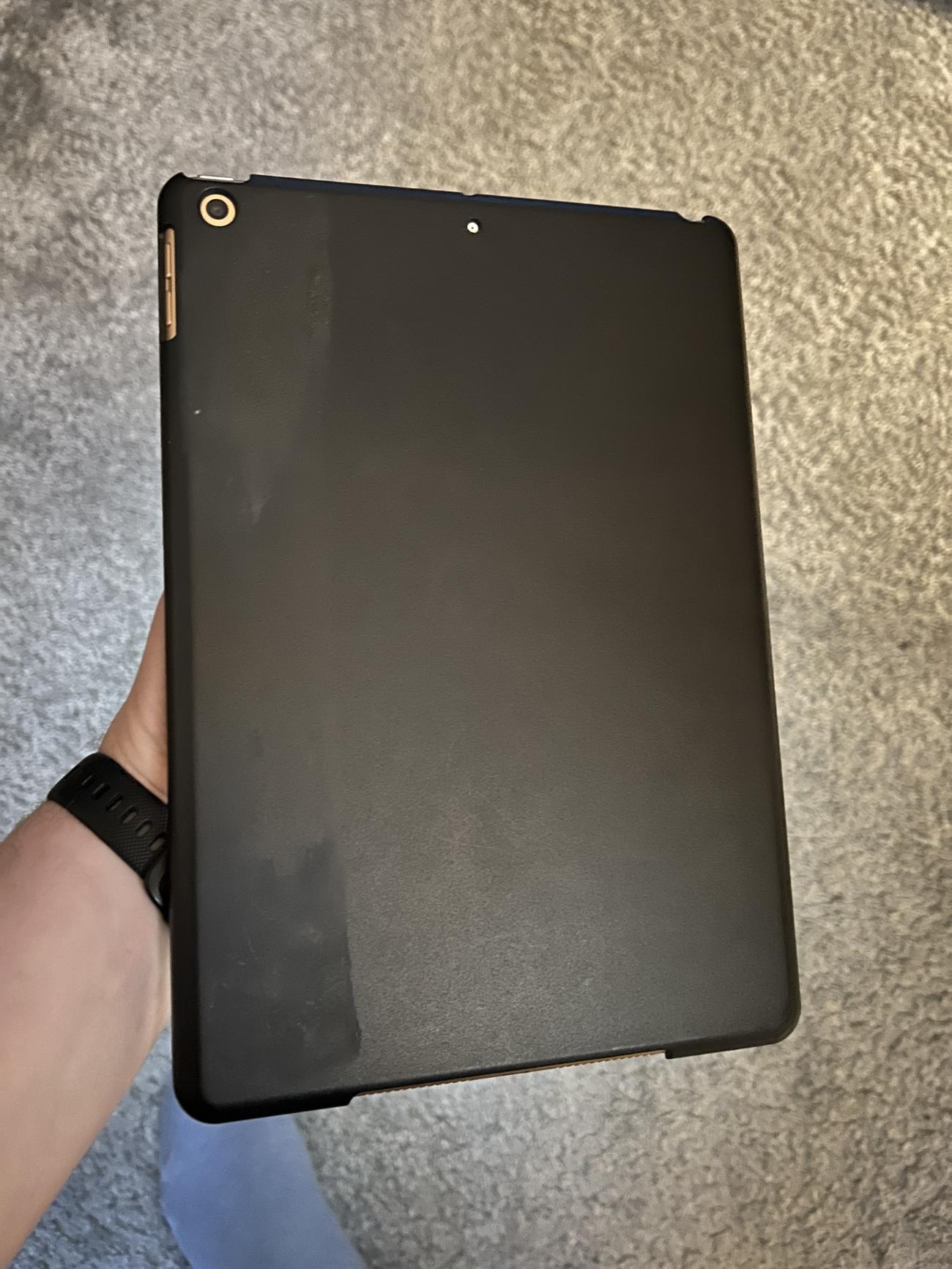 C6066ca2e15a02f20b0a1db0160f9444edd3dd8a large