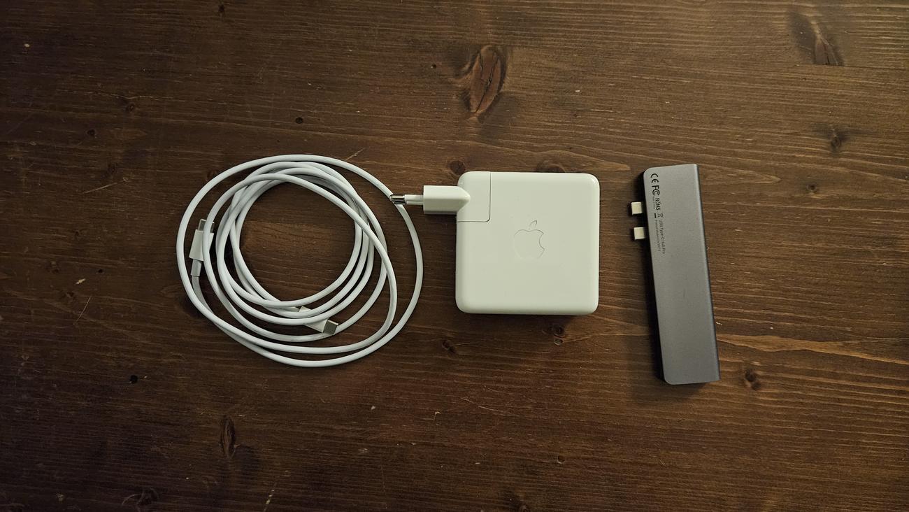 C1ed04ac459efb3b27e6bc64731dfb2d85e57930 large