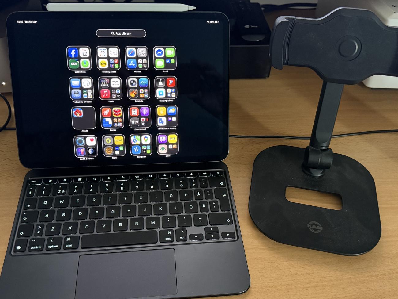 38b4c94fccce8dff1e2ddb6c3d7908975a980079 large