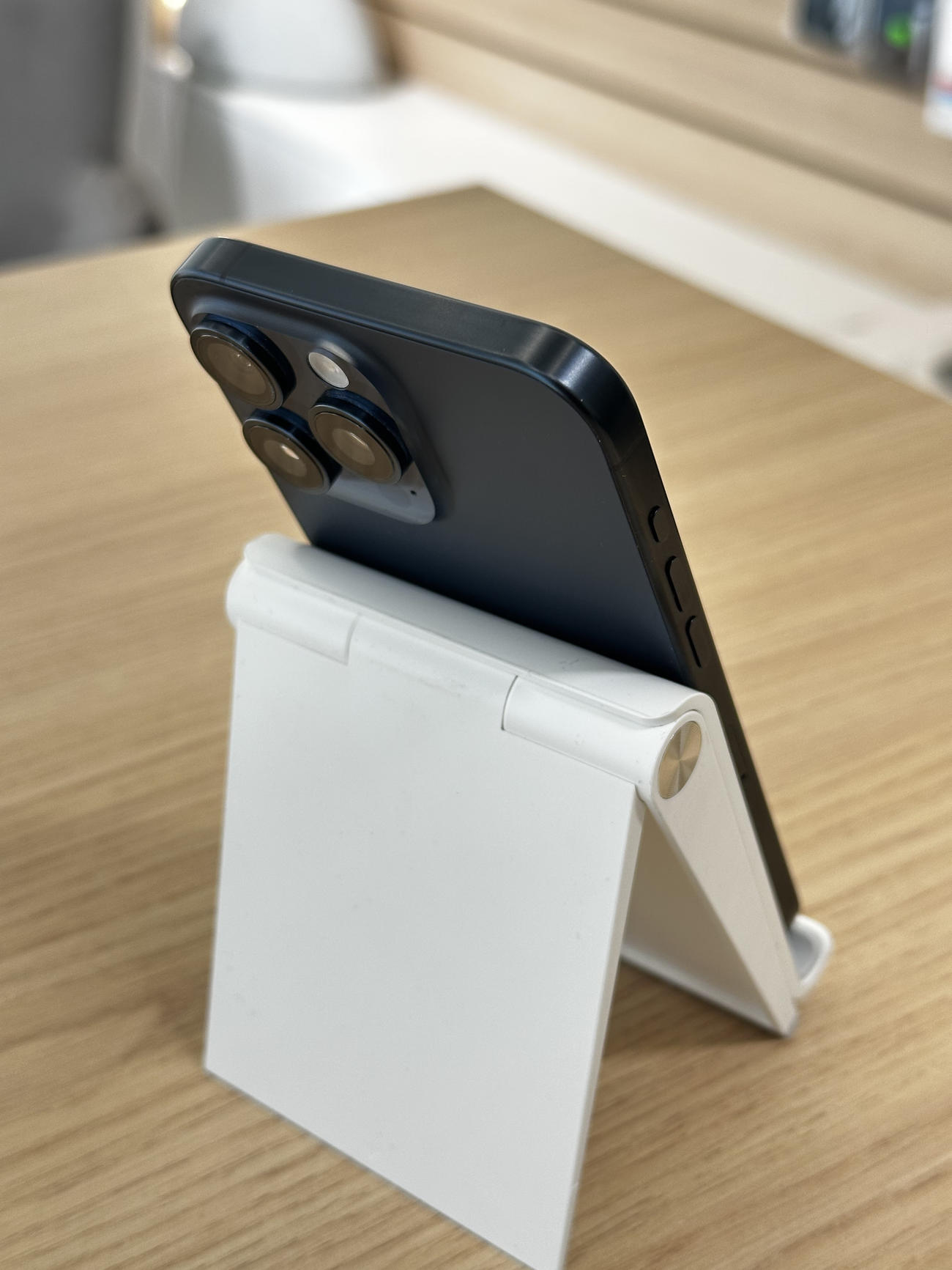 2f7191cc58a3442108a7e7d39592b118e3be23b7 large