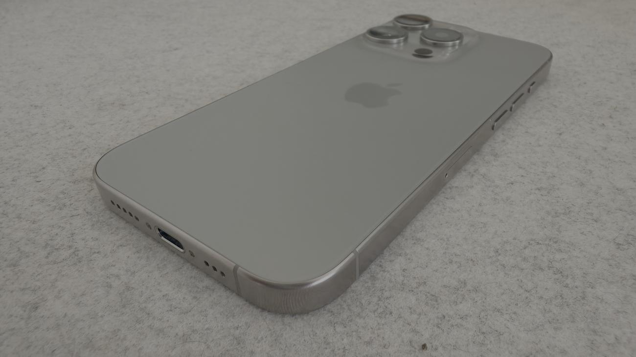 F839ab7cfba18f1a45b9c4e60db1daa255bb7a1a large