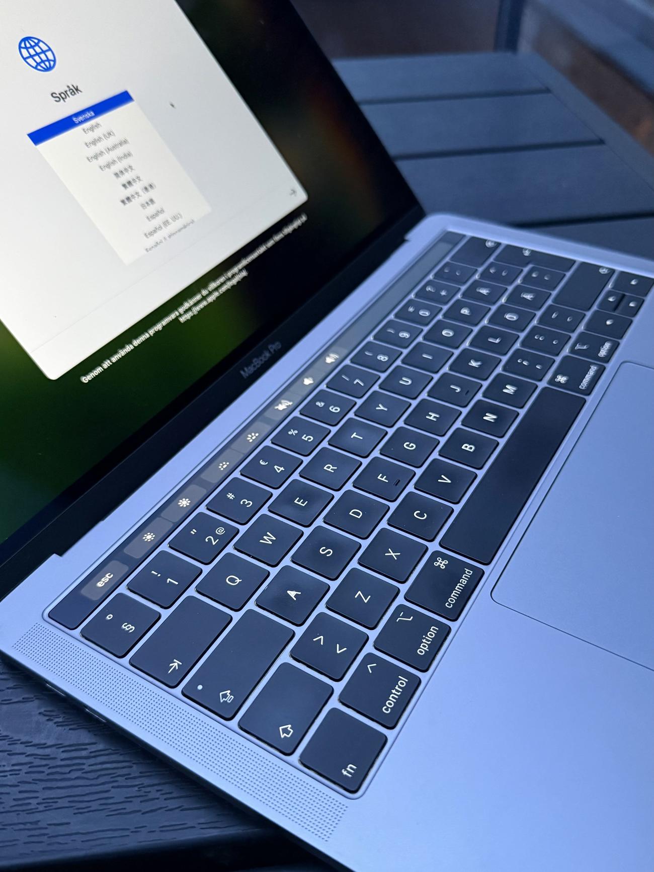 5a96f0acb1ffbbab5431a6c0fa544a6023b45d7f large