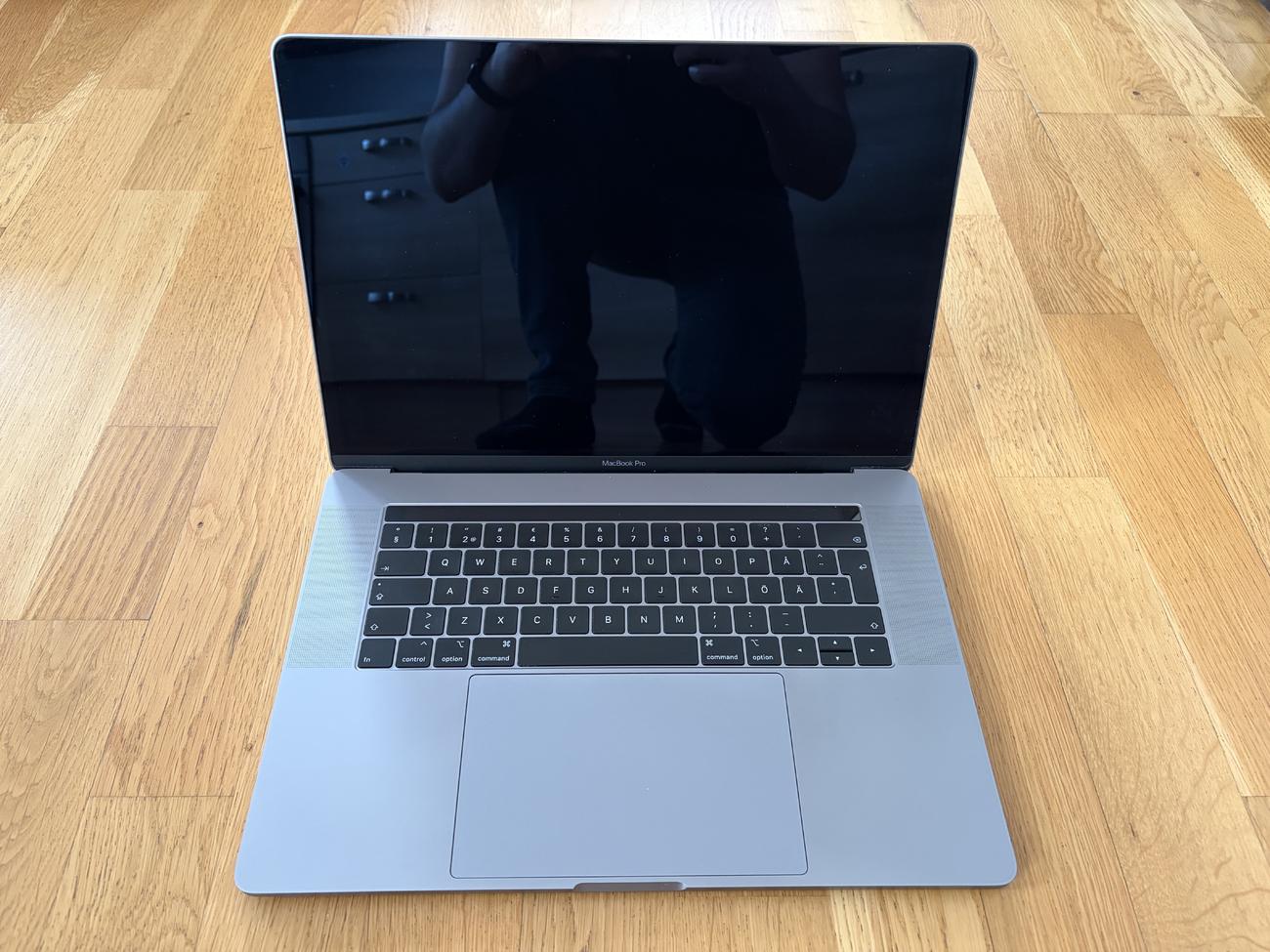 166f2778f18262f93cac5bd3b5194c0fd38eb7f7 large